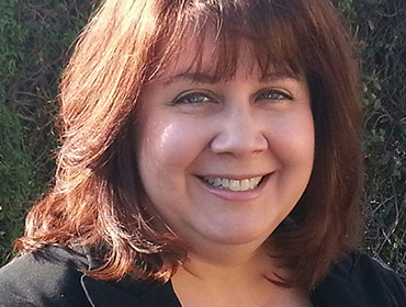 Portrait of Carrie Michaels, LMFT